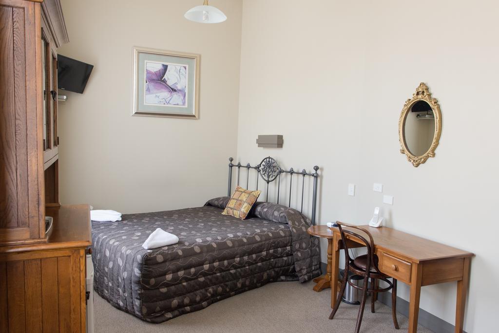 Victoria Railway Hotel Invercargill Rom bilde